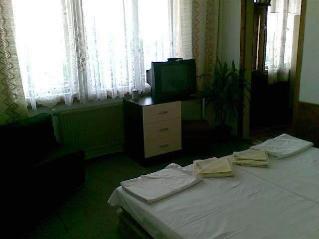 היסריה Family Hotel Natalis חדר תמונה