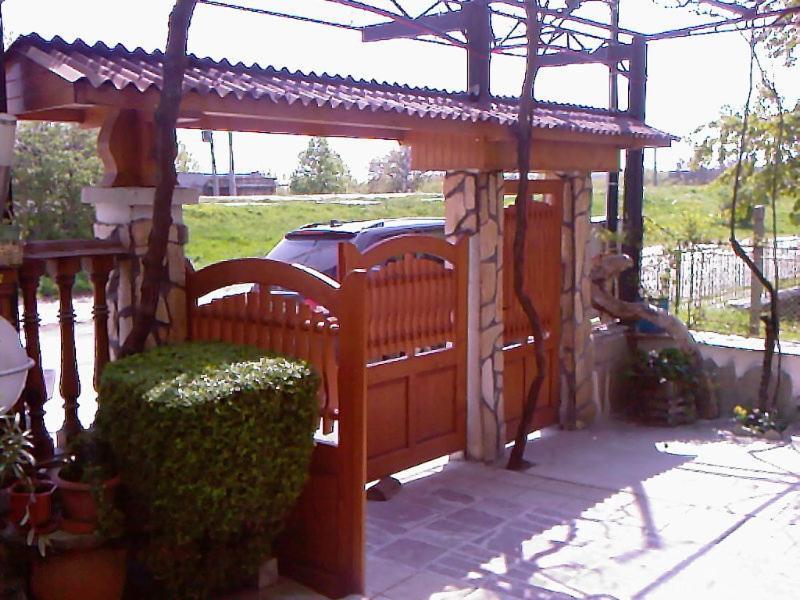 היסריה Family Hotel Natalis מראה חיצוני תמונה